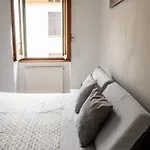 Nel Cuore Di Tra Storia E Modernita *