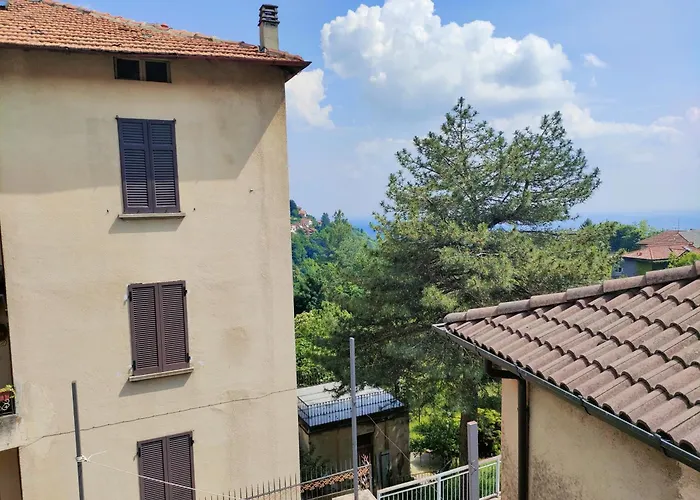 Nel Cuore Di Tra Storia E Modernita Brunate